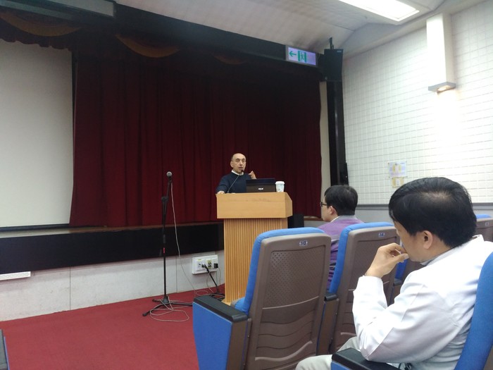 Dr. Jean-Laurent Casanova於林口長庚醫院演講